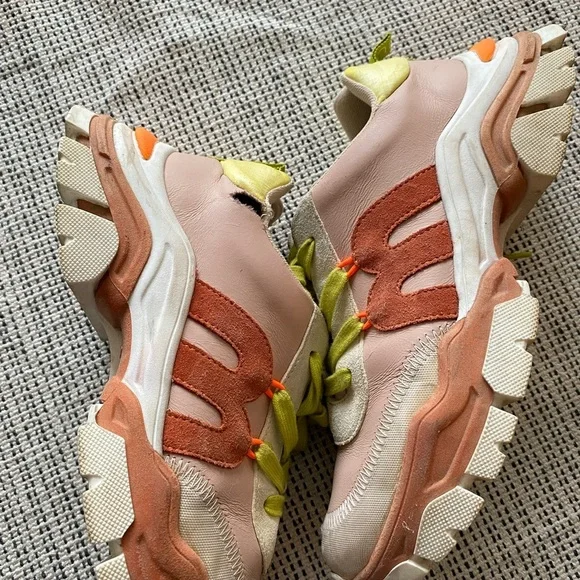 Momoni Womens Puffin Sneakers size EU 40 US 9.5 - Picture 5 of 8